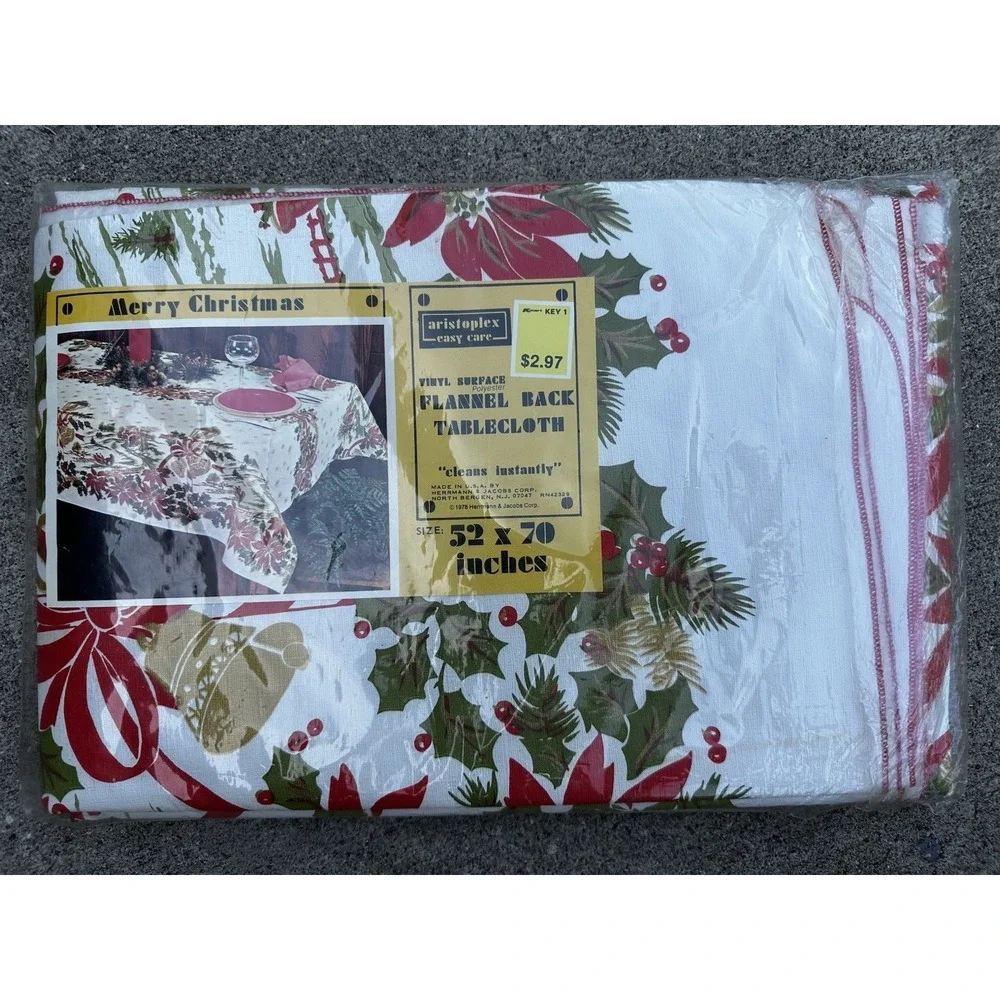 Vintage 70s Aristoplex Vinyl Surface Flannel Back 52x70 Christmas Tablecloth NEW